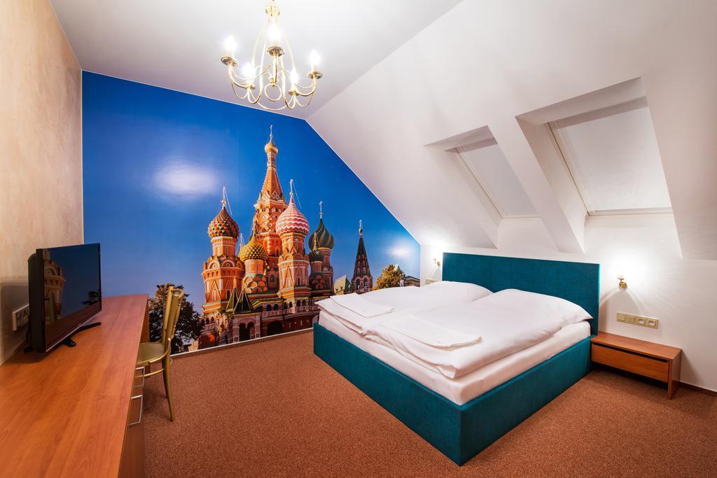 Отель Relax21 Uhersky Ostroh Номер фото